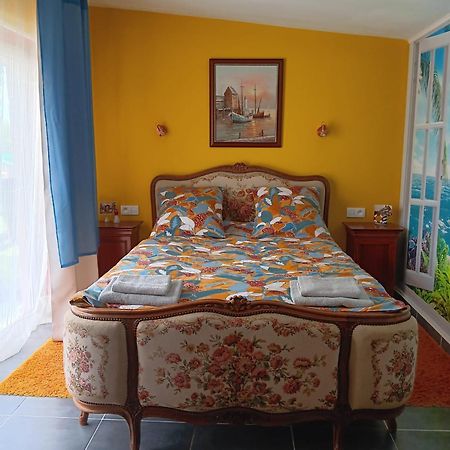 Chez Vladimir 호텔 Criquebeuf-en-Caux 외부 사진